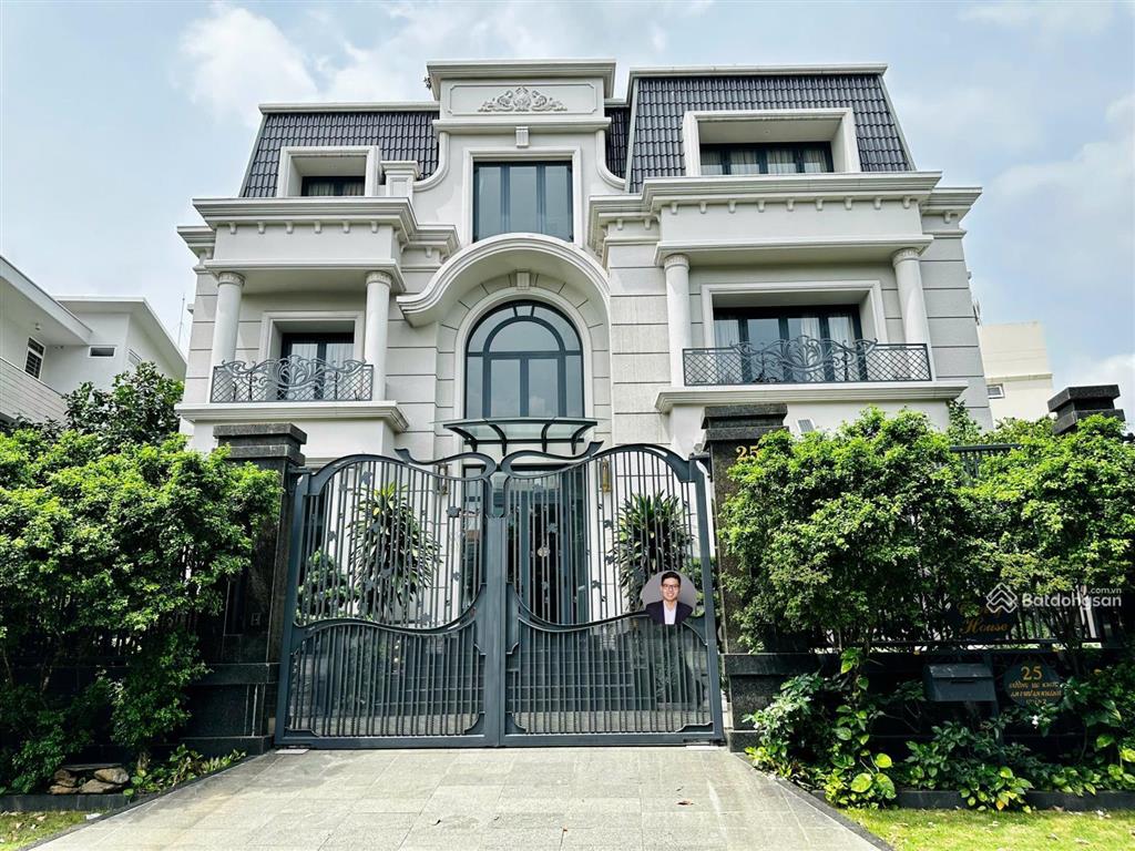 Quá rẻ! bán biệt thự sân vườn hồ bơi nguyễn văn hưởng, quận 2 dt 15x26m, 3 tầng giá 50 tỷ