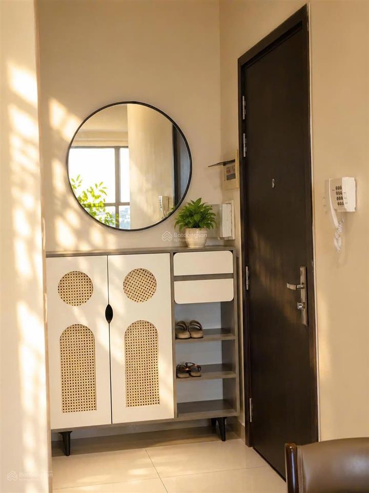 Bán căn studio 35m2 giá 2ty8 đang cho thuê 14tr/ tháng