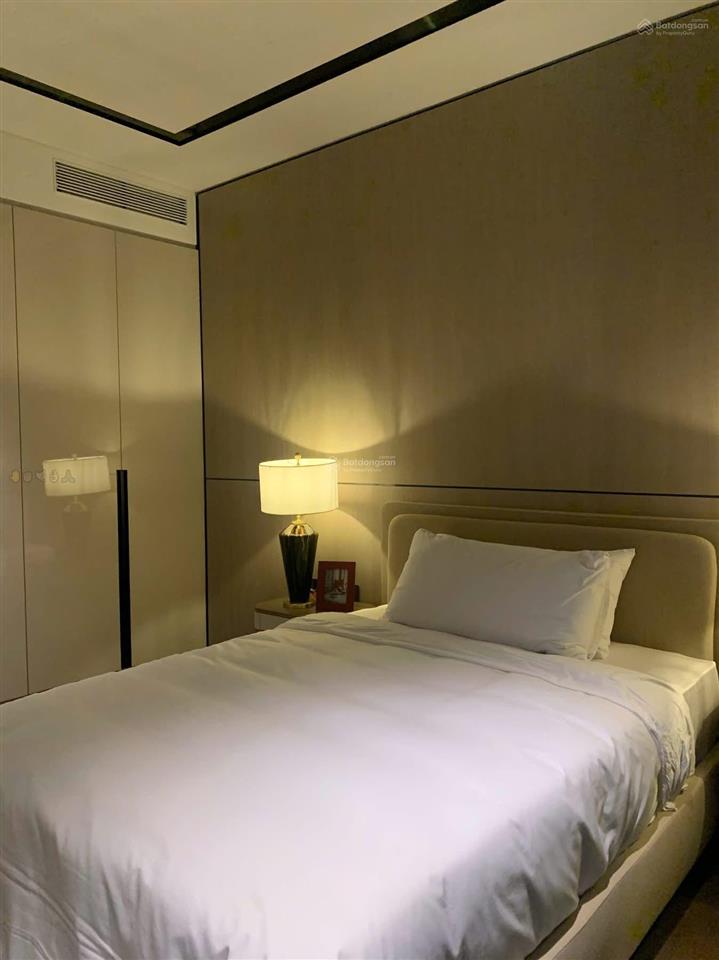 Tôi cần bán nhanh căn hộ hạng sang define 3 ngủ 220m2 giá 34,5 tỷ chính chủ miễn trung gian