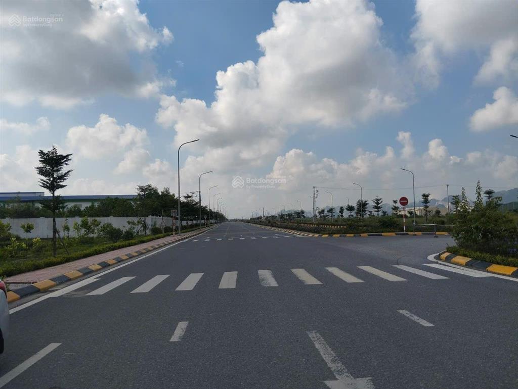 Cần chuyển nhượng 1ha đất trong cụm công nghiệp hải dương. giá rẻ. đất trả tiền 1 lần