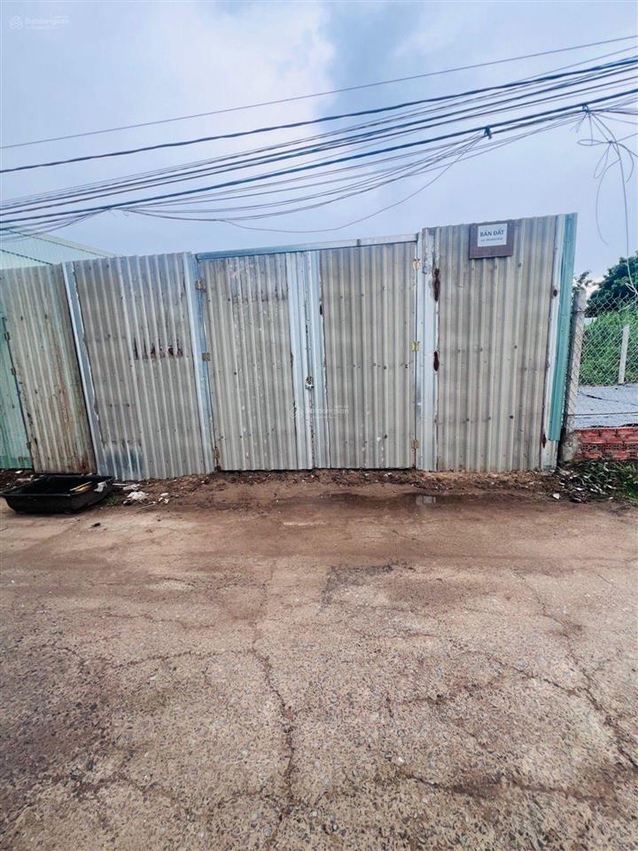 Продаётся участок, 100 м², Nhà Bè