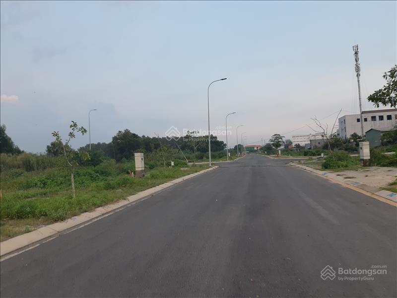 Bán đất nhà vườn đất đỏ gần biển gần ql55 giá 5tỷ 8