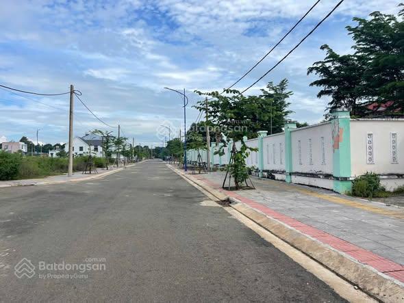 Lô góc tái định cư lê kima ngay trung tâm xã đất đỏ, hồ chí minh, gần 100m2 thổ cư, giá 1.45 tỷ