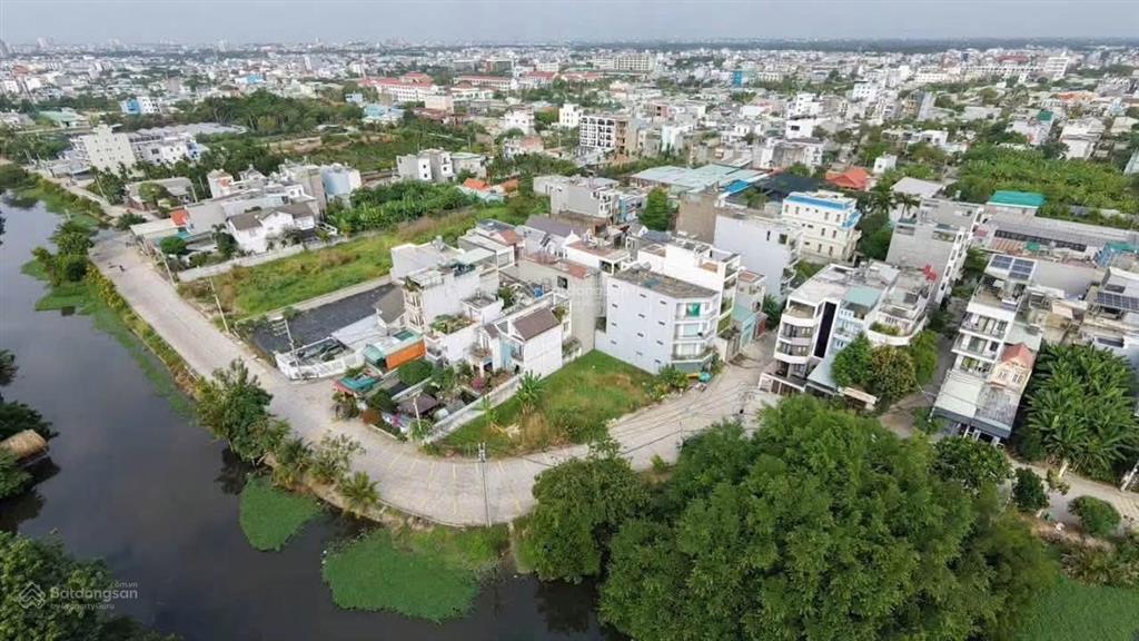 Đất mặt sông thạnh lộc 37 (dtsd 5 x 25 thổ cư 5 x 18) khu dân cư