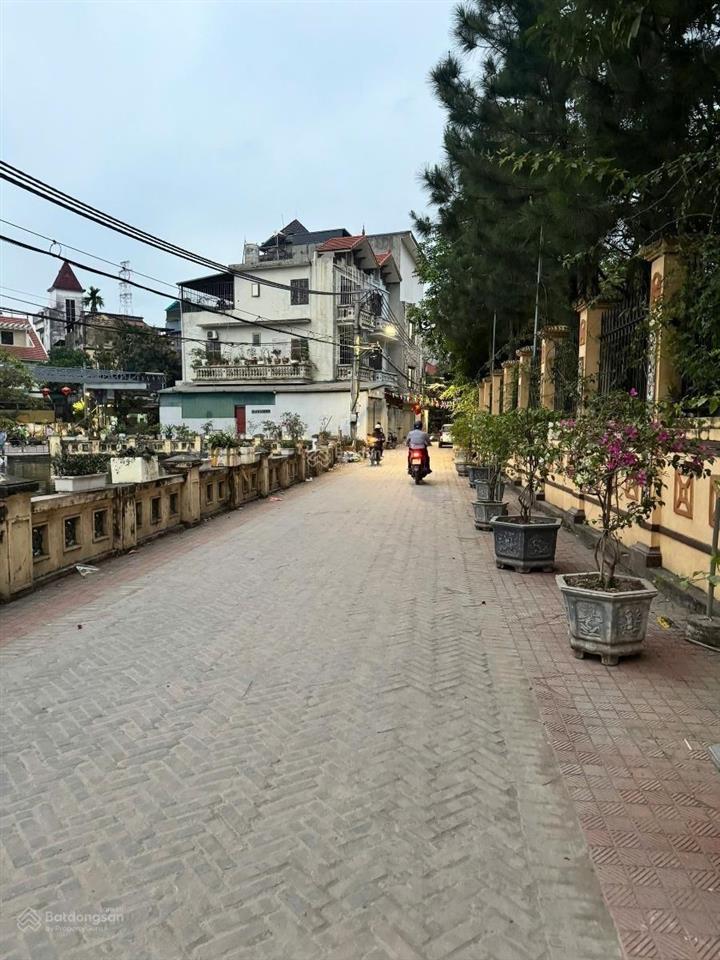 Bán đất đông ngạc ô tô qua cửa 43m2 7 tỷ