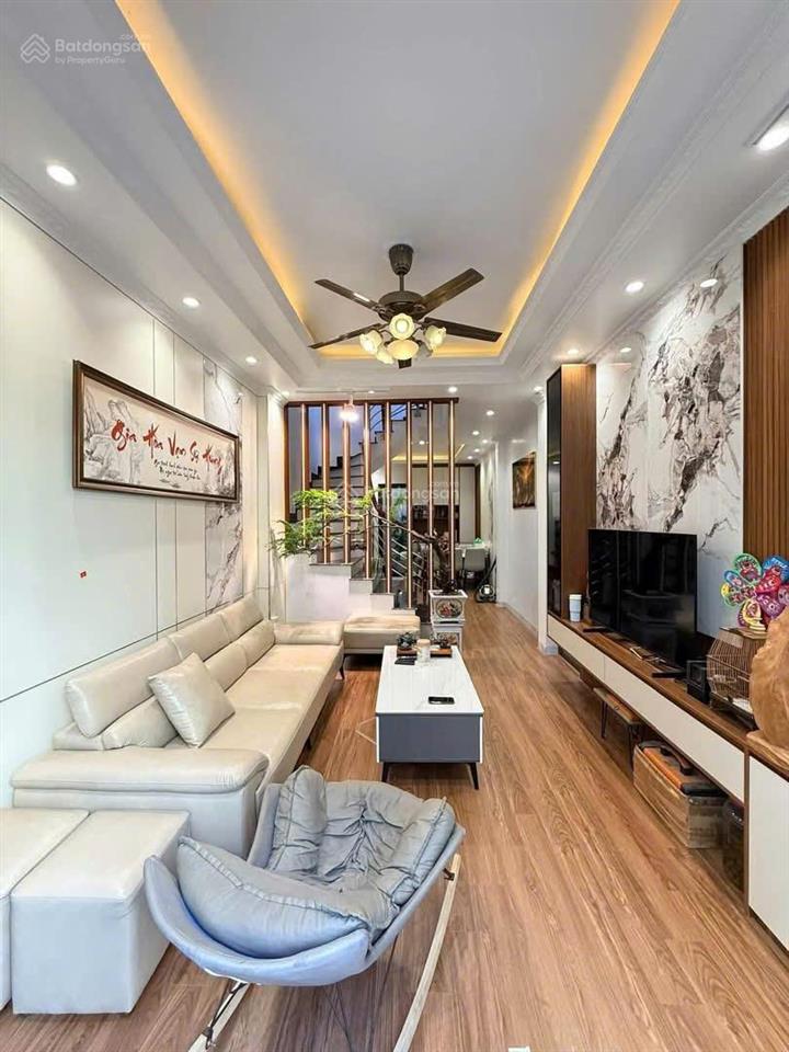 Văn tiến dũng tây thăng long chỉ 7 tỷ có nhà dân xây 43m ô tô đỗ cửa, sổ nét không quy hoạch