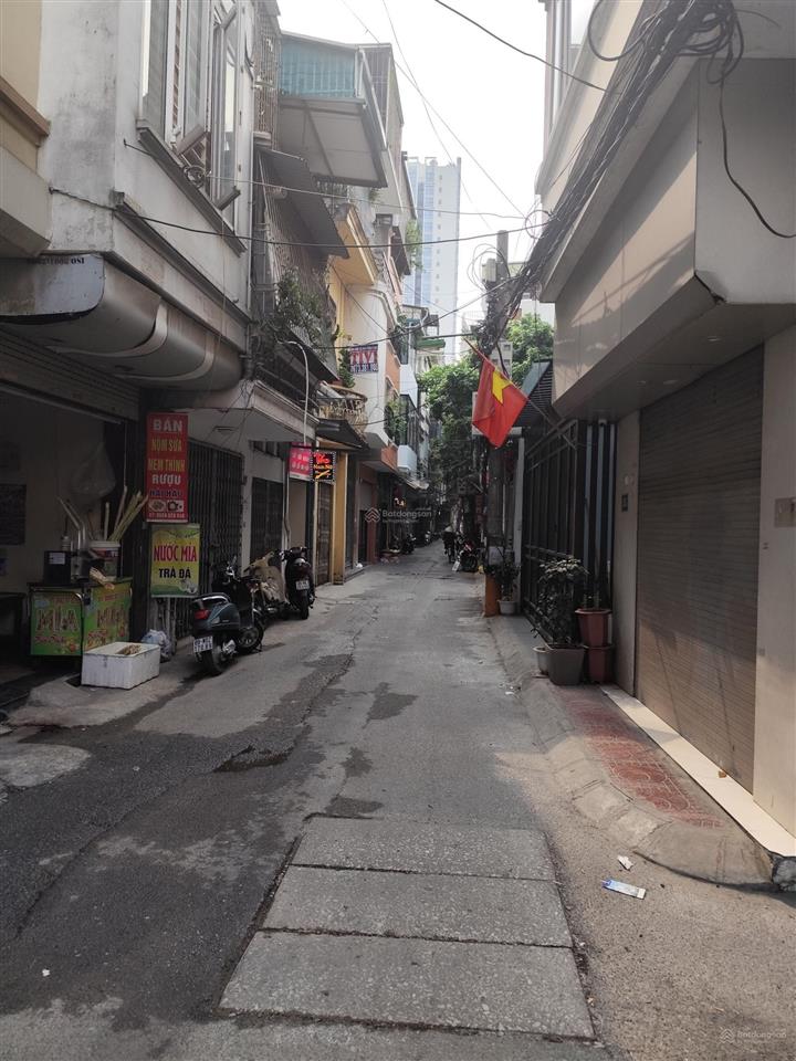 6,2 tỷ ngõ 339 minh khai 30m 4 tầng, 3 ngủ gần ô tô gần mặt phố