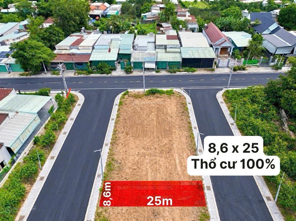 Bán lô đất 215 m² full thổ cư xây biệt thự sở hữu 2 mặt tiền, giá full chỉ 1 tỷ 3