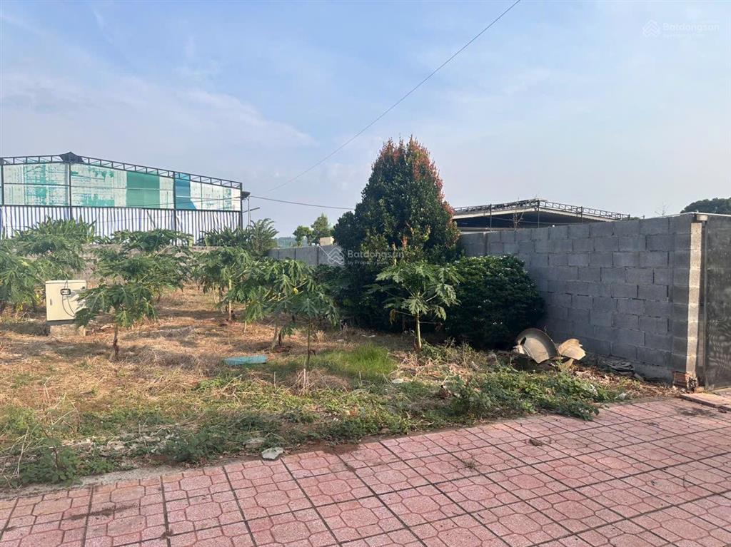 Chính chủ cần bán 185m2 đất góc 2 mt xuân lập hàng gòn long khánh khu happy land giá 3,3 tỷ