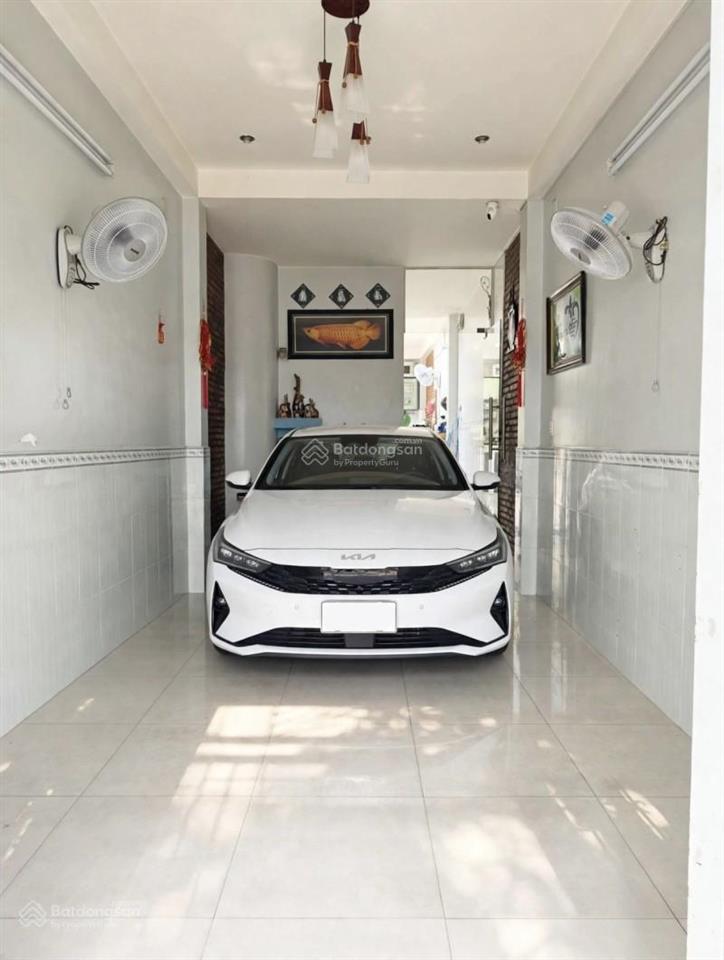 Nhà 55m2, xe hơi đỗ cửa, phan đình phùng, tiện mua ở hoặc làm mbkd. hẻm ô tô thông, chỉ 8.x tỷ.