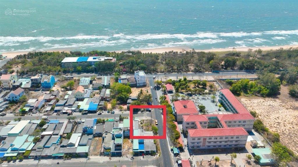 Lô góc đi bộ ra biển 200m quá đẹp để kinh doanh khách sạn, homestay 2mt trần phú huỳnh tấn phát