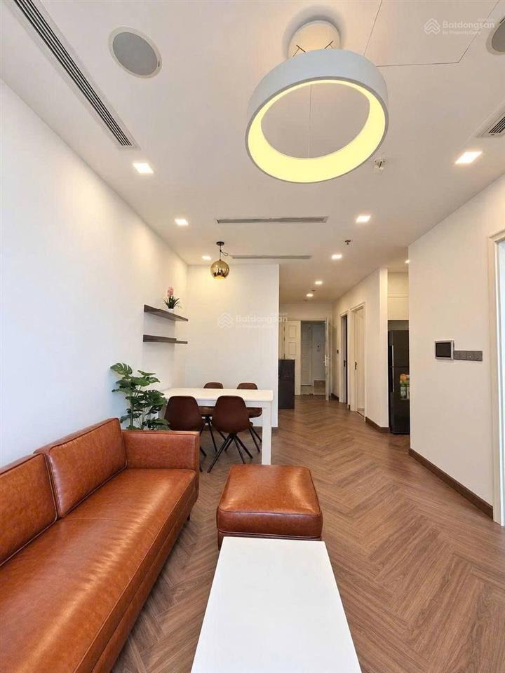 Chính chủ gửi bán gấp 2pn*68m2 toà a2 dự án vin ba son giá 14,7 tỷ full nt, view sông, ở + đầu tư