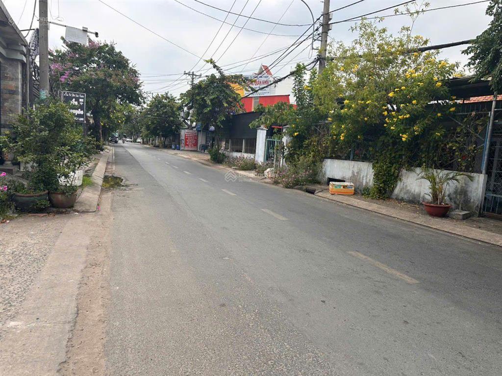 Bán đất mặt tiền tân thới nhì lê lợi 800m2 có 622 m2 thổ cư giá 22 tỷ thương lượng.
