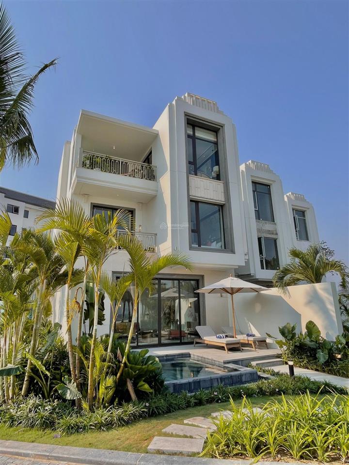 Bán dinh thự view trực diện mặt vịnh hạ long, sổ lâu dài cực hiếm, nhận nhà ngay, ưu đãi cao