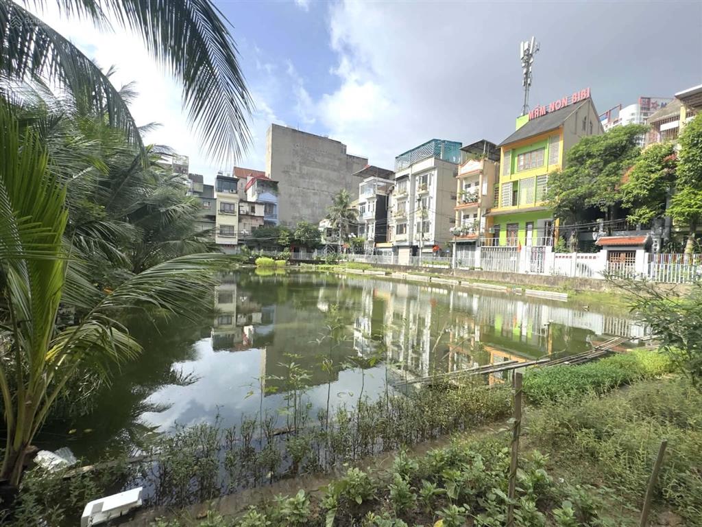 Chủ giảm giá giá đầu tư nhà giáp bát view hồ ở hay đầu tư đều đẹp 100m mt 7m 20 tỷ