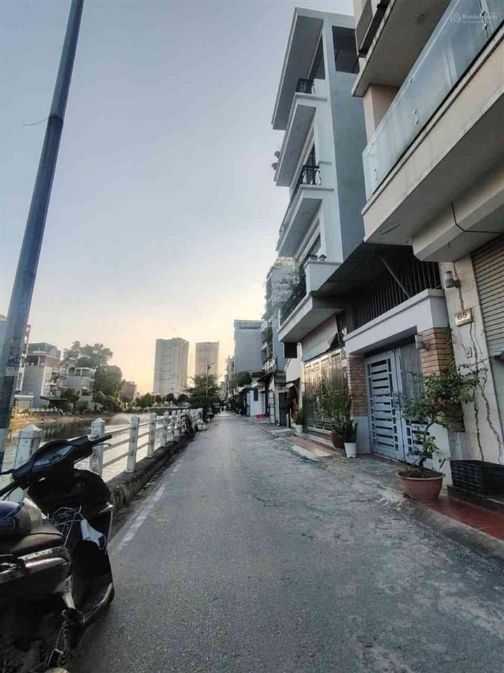 Chính chủ cần bán gấp ô tô vào nhà giáp bát kim đồng 126m2, mt 7m, giá 19 tỷ