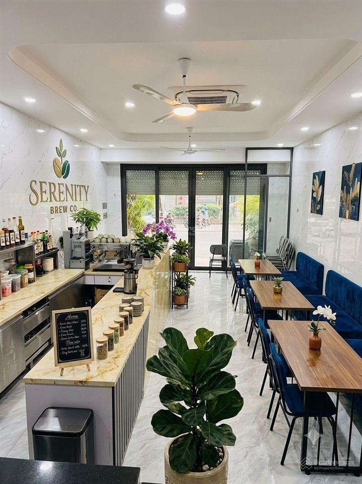 Giảm chào 2 tỷ bán nhà vừa ở vừa kinh doanh, 5 tầng, thang máy, vỉa hè, ô tô tránh, giá 18 tỷ