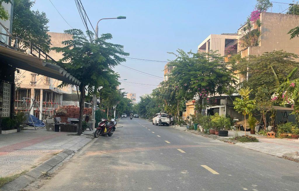 CHỈ 4,05 TỶ – ĐẤT 100M² ĐƯỜNG HÓI KIẾNG 30, HÒA QUÝ
