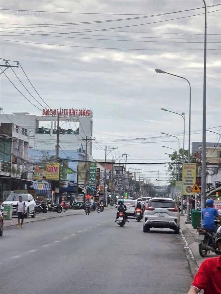 Lô góc 10*30 mặt tiền kinh doanh kdc thuận giao hạ bán 12 tỷ