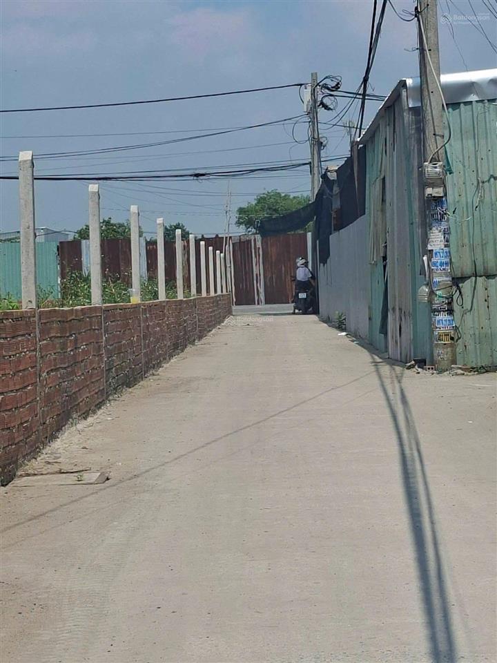 Đất thổ cư bà điểm cũ giá 2.8 tỷ diện tích 100m2 thổ cư