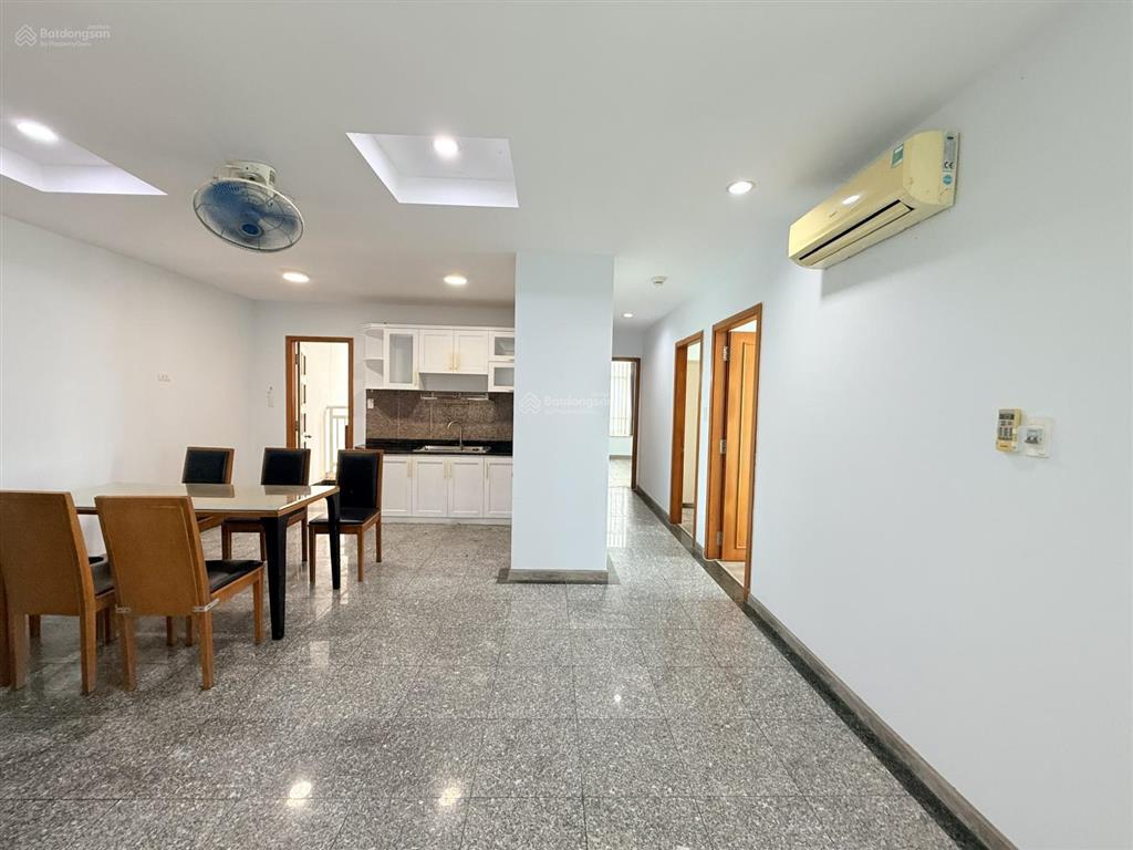 Giảm giá 4,7 tỷ xuống 4,3 tỷ bán nhanh căn hộ 3pn 129m2 tại phú hoàng anh call 0949 656 ***