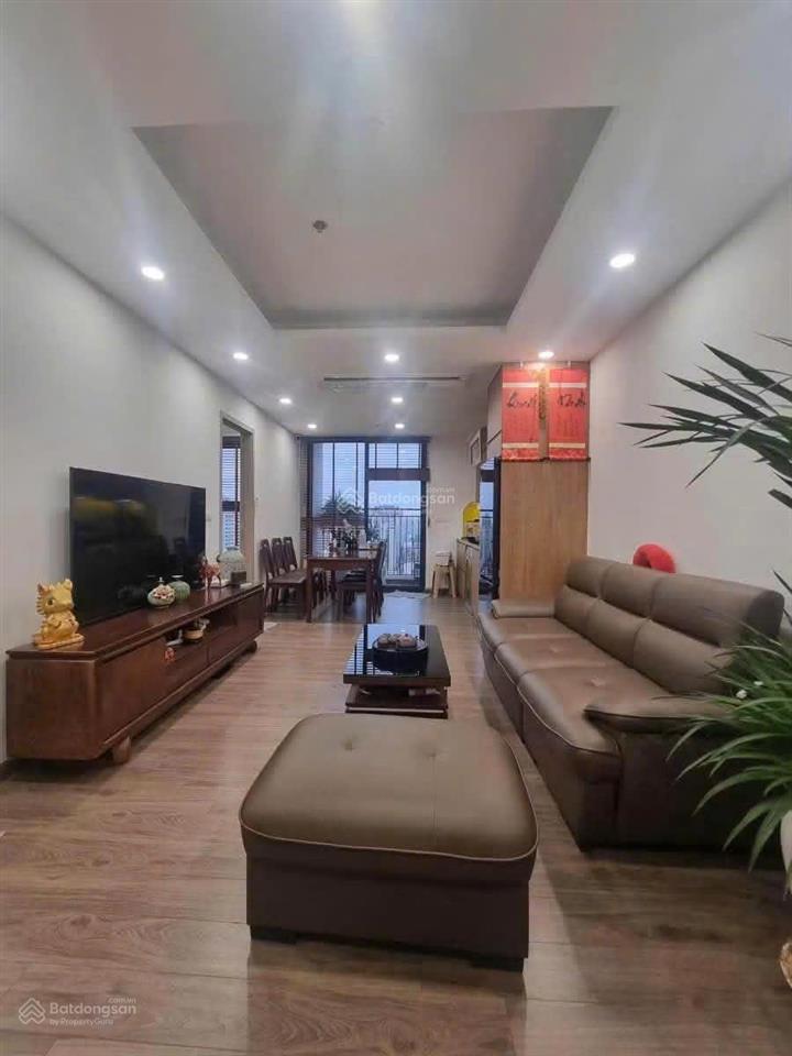 Chủ nhà giảm giá bán gấp handico complex 33 lê văn lương 2 ngủ chỉ 7,9 tỷ!