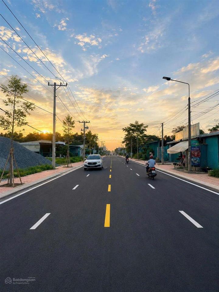 Bán nền đất (5x25m) 2 mặt tiền hương lộ 15, tân triều