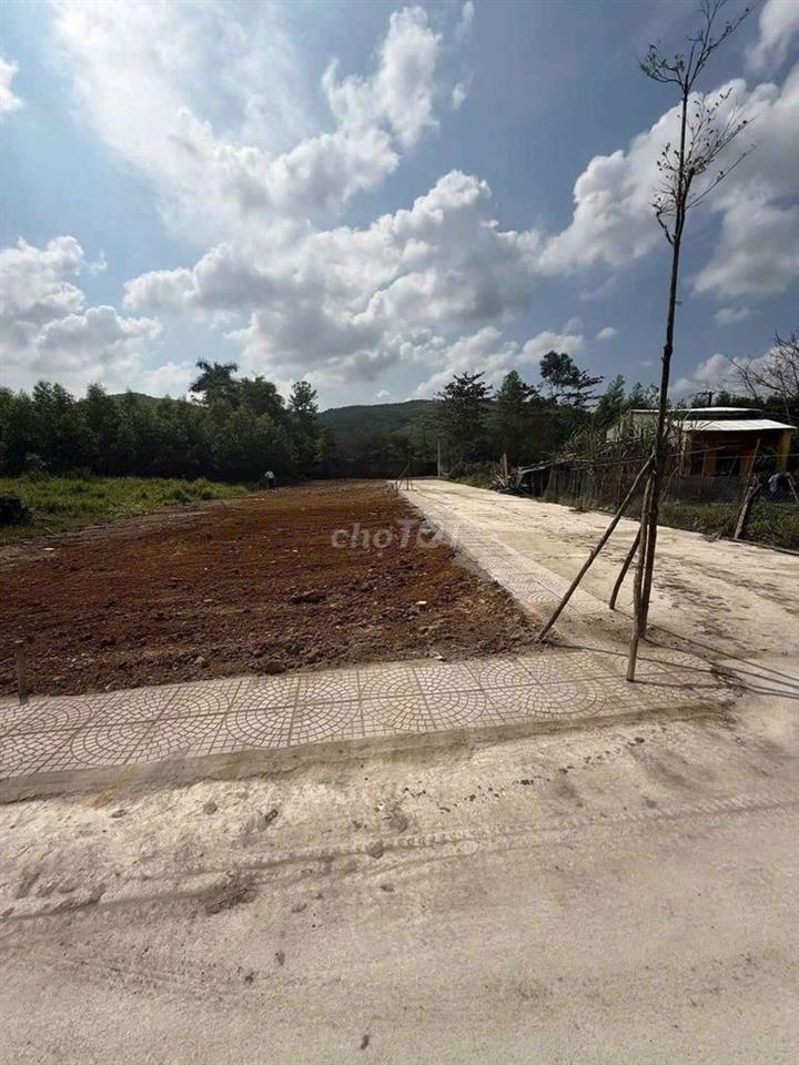 Đất đẹp hòa tiến 120m2 đất ở ngang rộng rãi 10m giá tốt