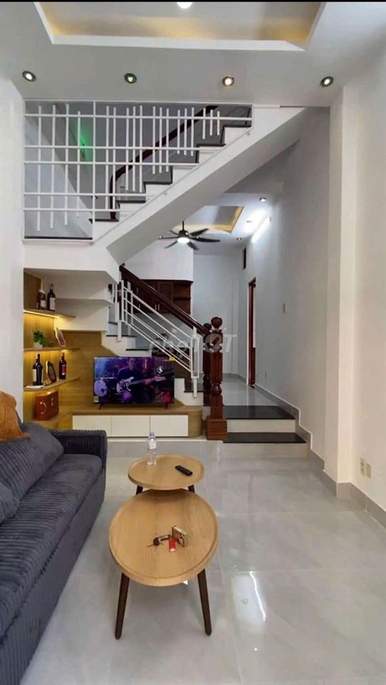 Bán nhà 3 tầng ôm góc 2 mặt hẻm 5m Ngô Mây