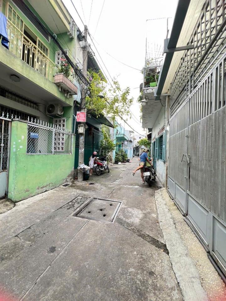 Nhà mới đẹp 100m² đất. Hẻm Xe Hơi sát chợ Tân Bình giáp Quận 10