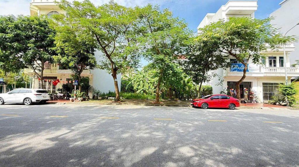 Bán đất mặt đường Tân Trào, khu Vạn Lộc, ph Tứ Minh, TP HD, 80m2, mt 5m, đường 23.5m