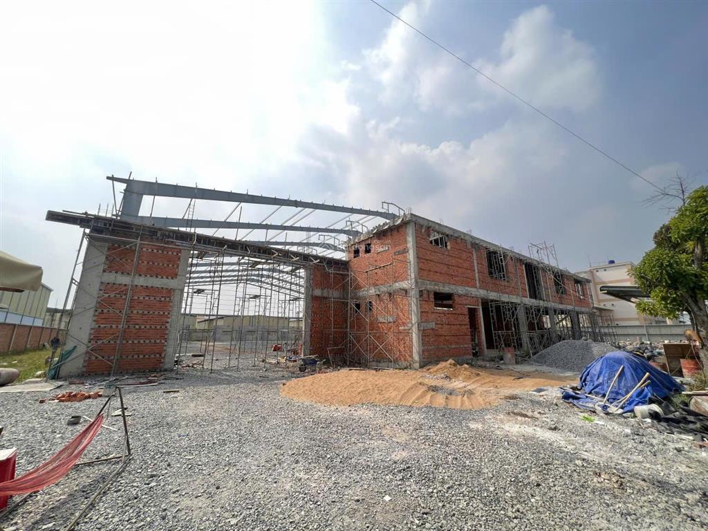 Cần bán nhà xưởng 8800m2 kcn thủ thừa long an, pccc tự động, giá 91 tỷ