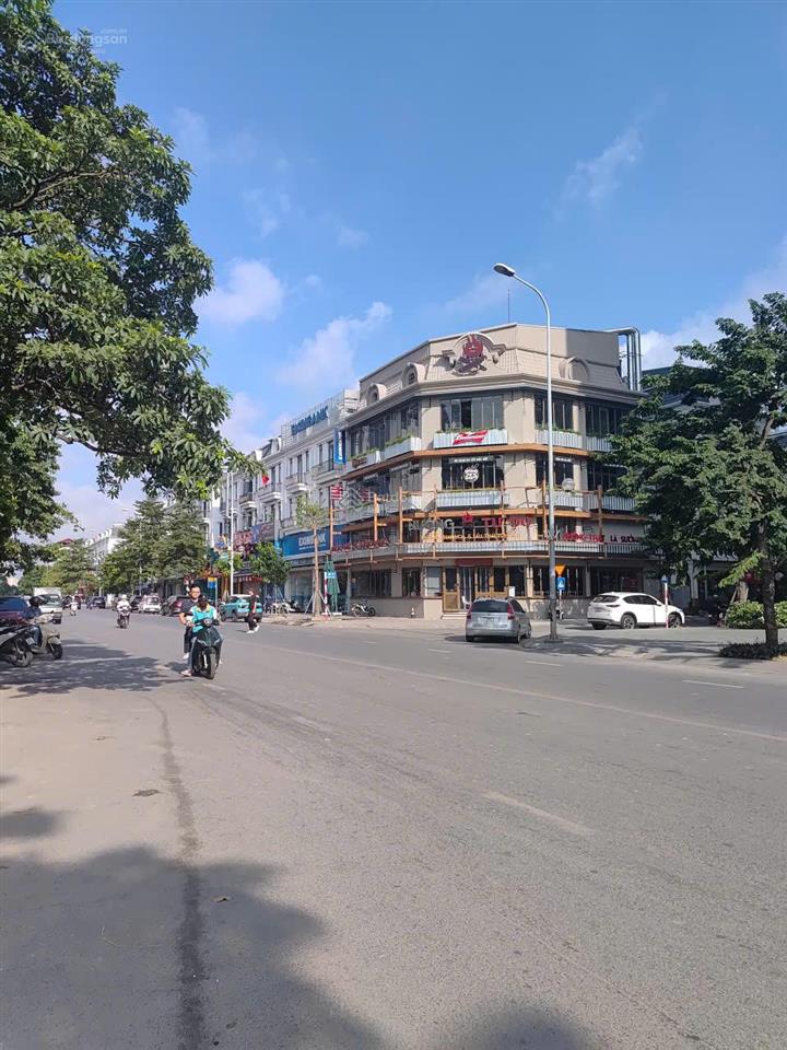 Bán đất nguyễn khiêm ích, khu 31ha, trâu quỳ, gia lâm, dt 100m, mt 7,1m, ô tô tránh, nhỉnh 18 tỷ