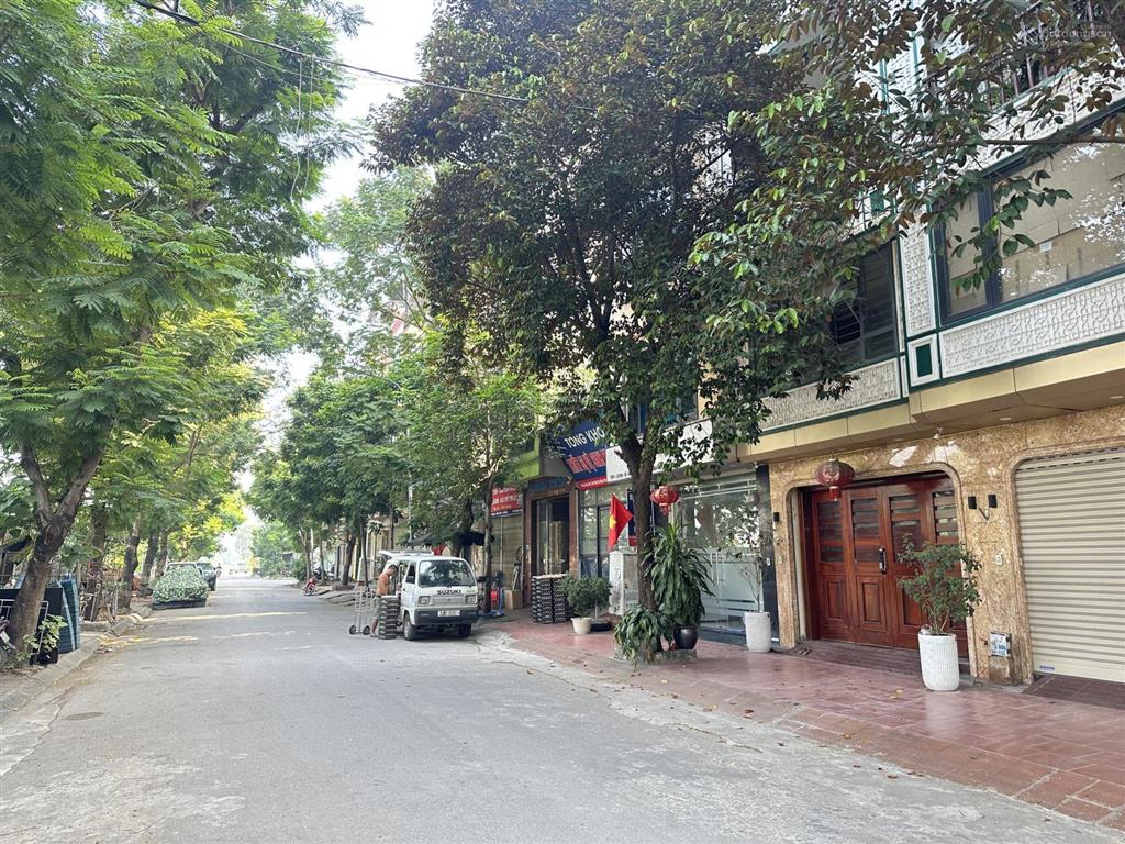 Bán đất liền kề mậu lương view công viên ô tô tránh giá nhỉnh 10 tỷ