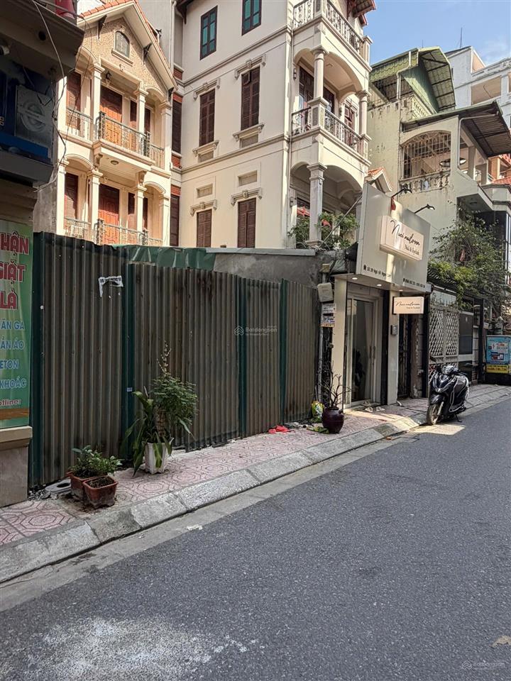 Bán mảnh đất đẹp mặt ngõ 66 ngay phố ngọc lâm đường vỉa hè thông ô tô tránh nhau 116m2 giá 250tr/m2