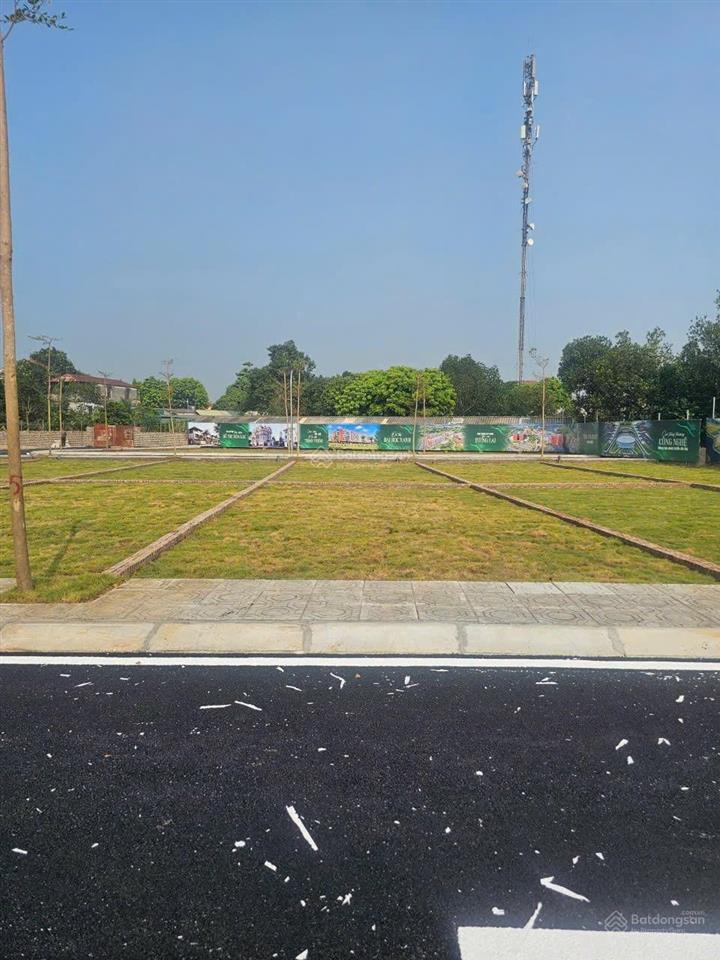 Chính chủ bán đất 1,7 tỷ diện tích 64m đất view hồ, khu đô thị hòa lạc