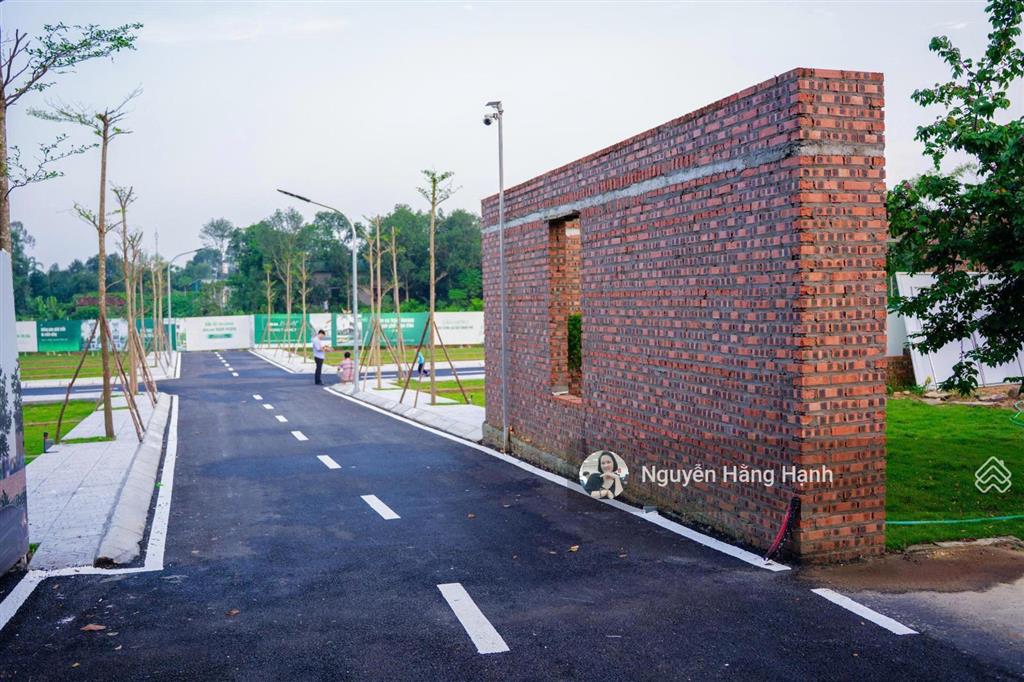 Lô hoa hậu vị trí trung tâm xã đoài phương bám đường vạn an đầu tư tốt đường 2 xe ben nhỉnh 3 tỷ
