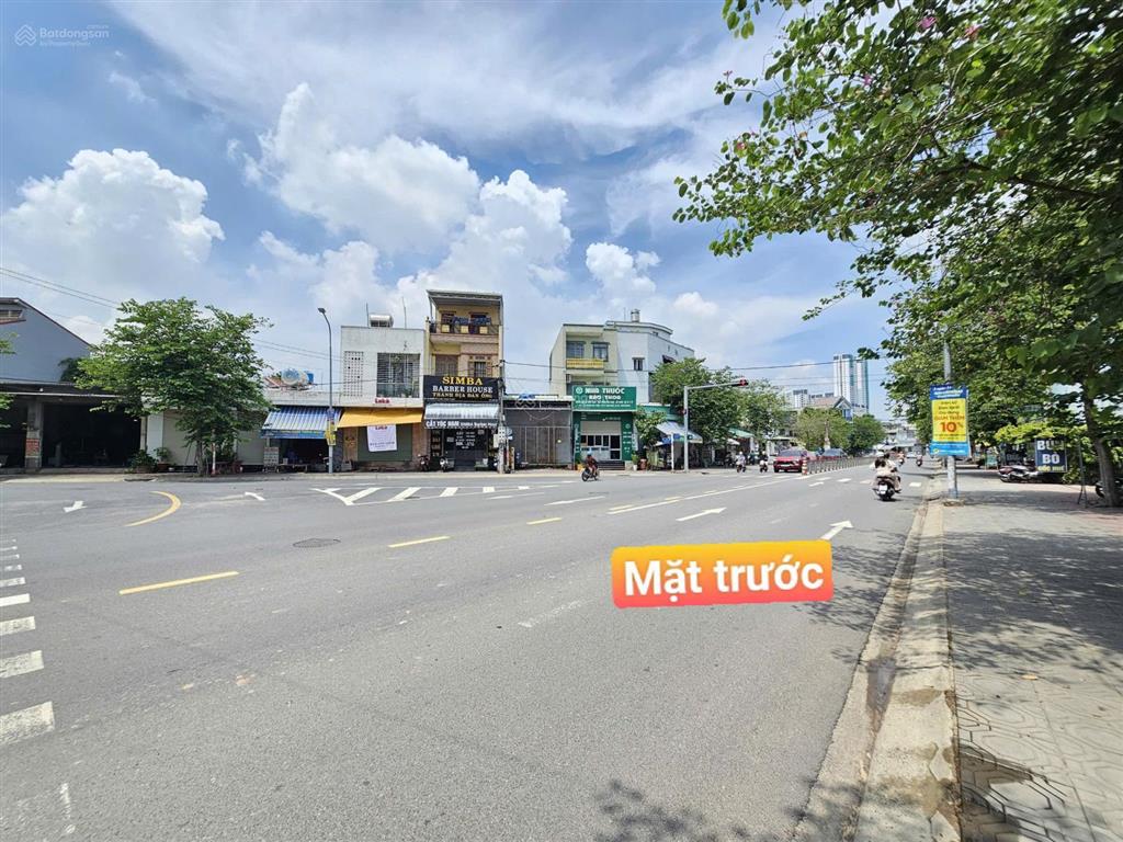 Bán đất tặng kho mặt tiền đường hoàng hoa thám 2mt trước sau phường đông hòa, thành phố dĩ an