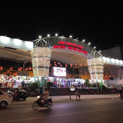 Bán quỹ đất siêu hiếm 1,7 haxây chung cư 25 tầng mt ngay lê văn việtman thiện. giá 50 triệu/m2