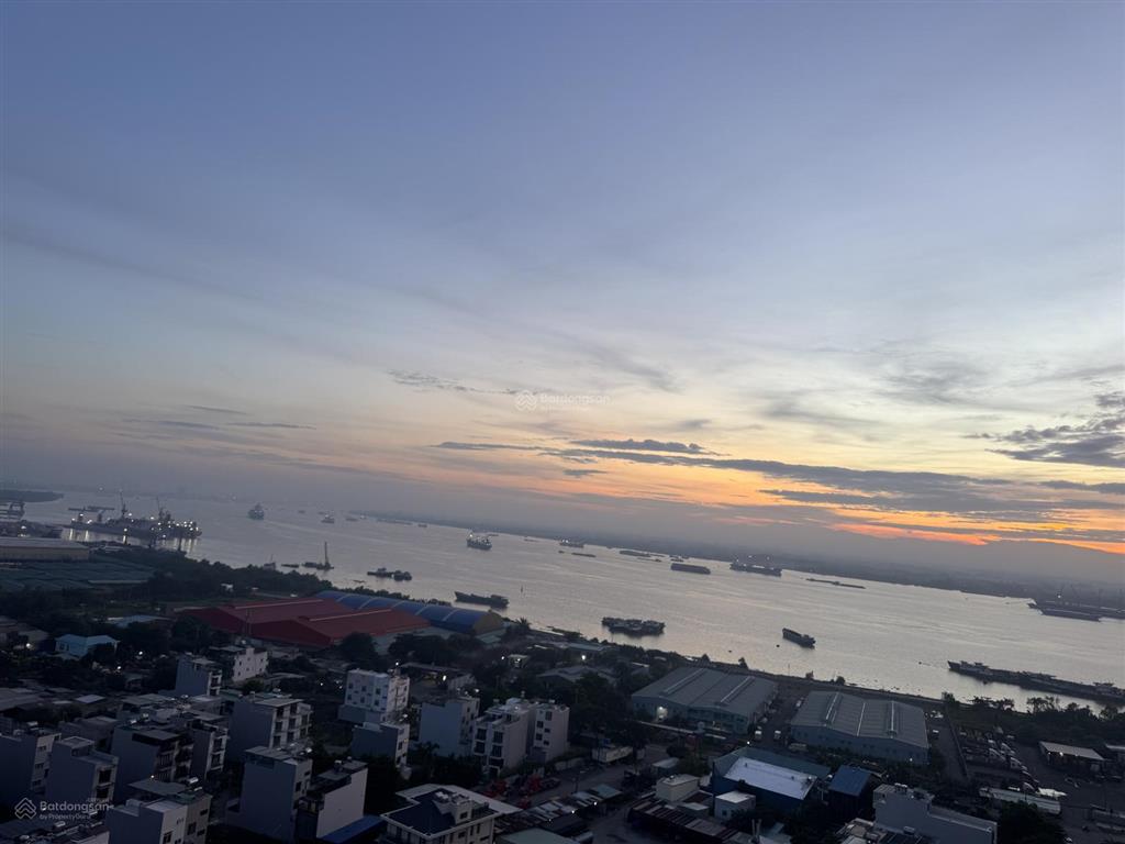 Bán căn hộ 2 phòng ngủ river panorama giá tốt