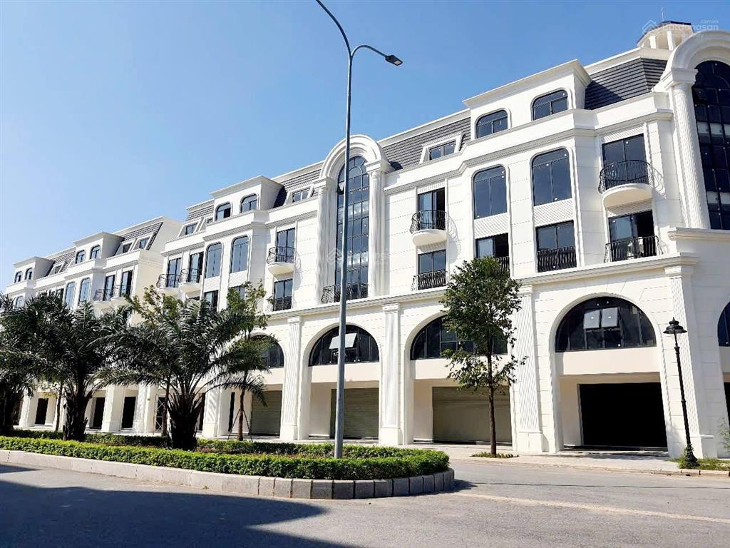 Cần bán liền kề trục thịnh vượng dự án hinode royal park. dt 135m2, giá 28 tỷ. 0966 761 ***