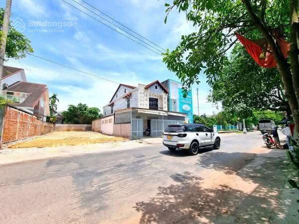 Bán đất nền huế mặt tiền đường khải định, minh mạng 289m2, giá 6,x tỷ