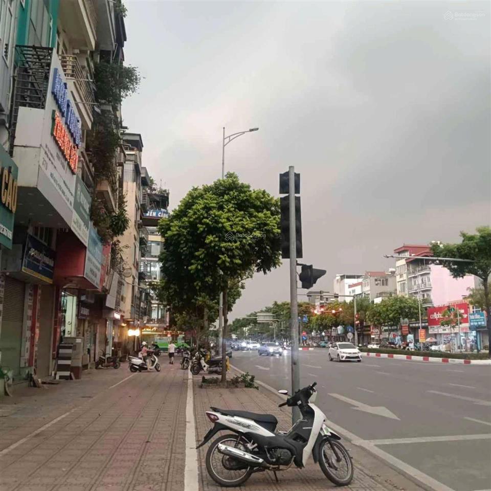 Продаётся квартира, 160 м², Long Biên
