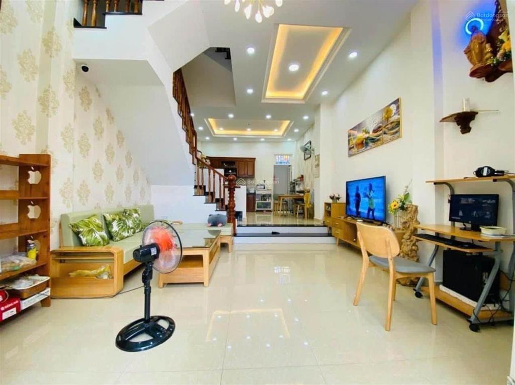 Bán nhà khu phân lô bình phú quận 6 đường 10m có lề giá chỉ 7,3 tỷ