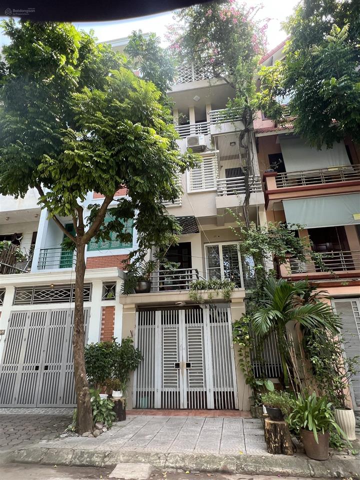Bán nhà phân lô văn quán 88m2 mt 4,6m 26,8 tỷ kinh doanh ô tô tránh.