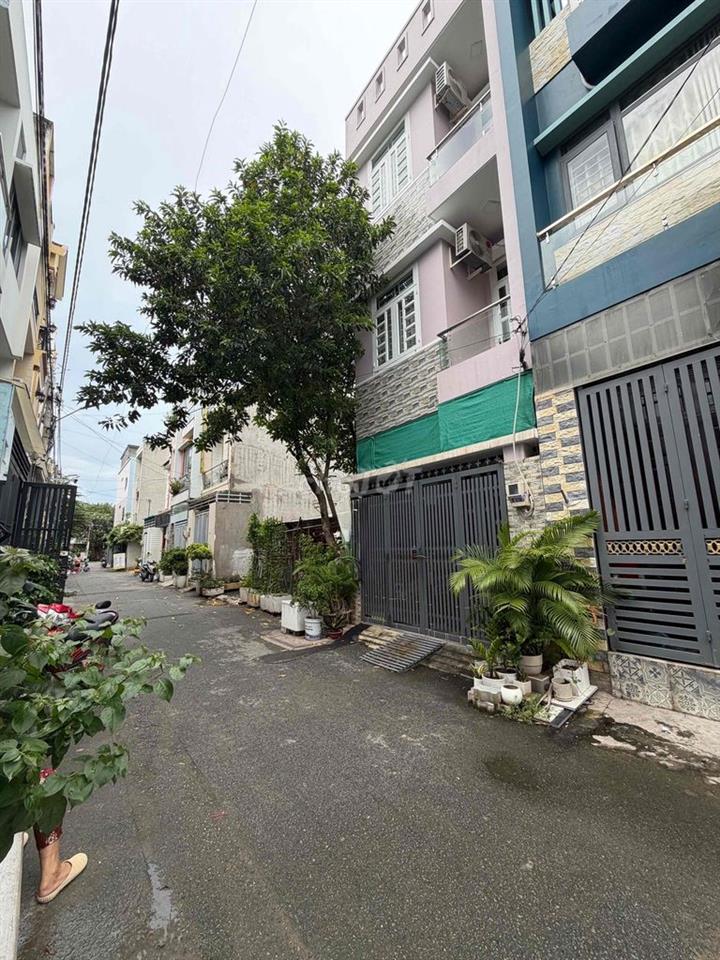Hẻm Xe Hơi. 3 TẦNG. 6.8 tỷ. khu phân lô đồng bộ.Linh Đông cũ. SHR.