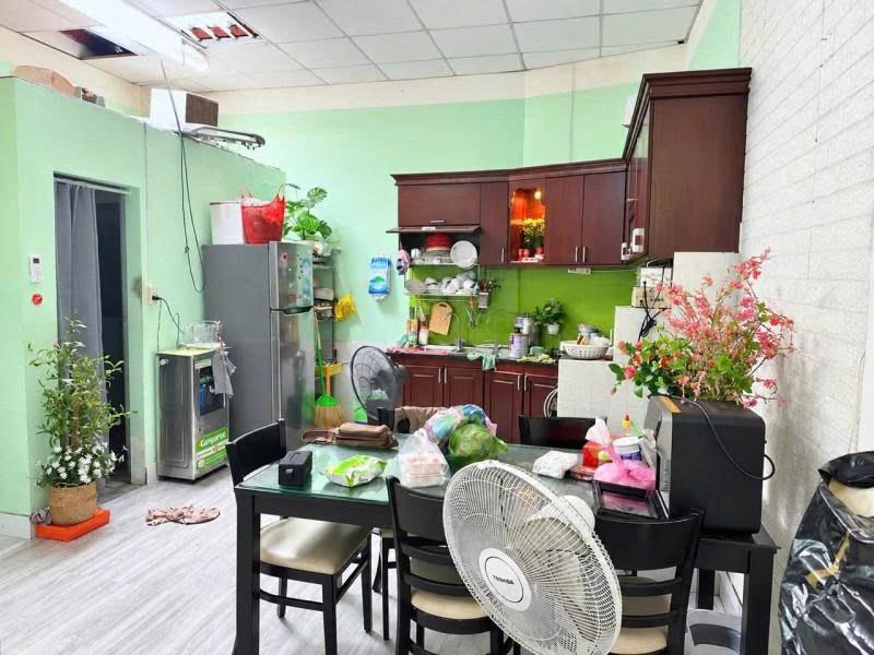 Bán nhà Mặt tiền Trương Phước Phan - gần Hương Lộ 2, 5x25m - 3 Tầng, 4PN, chỉ 13,9 Tỷ.