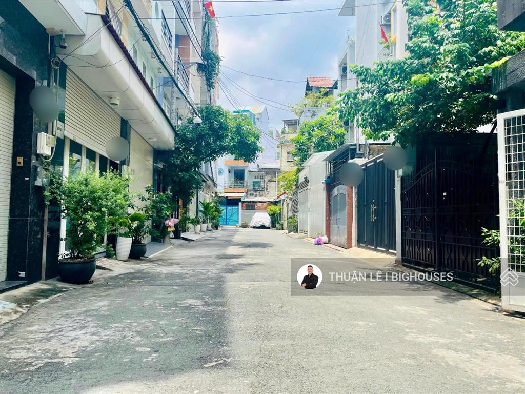 Hẻm trải nhựa 10m phan đăng lưu gần ngã tư phú nhuận. cấp 4 (4mx20m) ctxd 5 tầng, chỉ12,8 tỷ