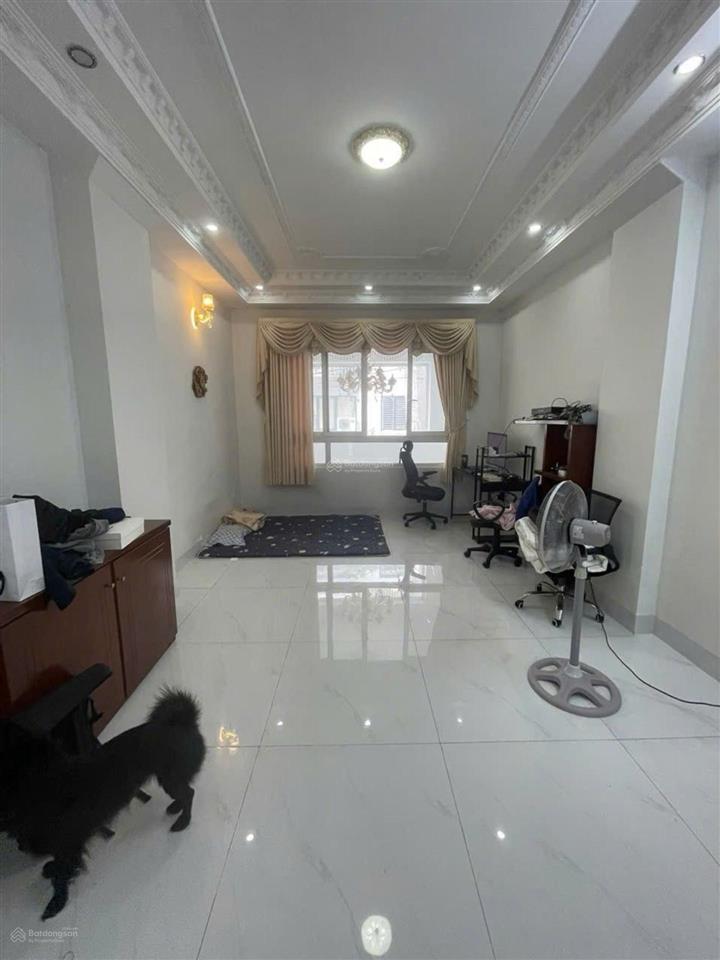 Nhà 4 tầng mặt tiền trần hữu trang ô tô đỗ nhà, gần nguyễn văn trỗi
