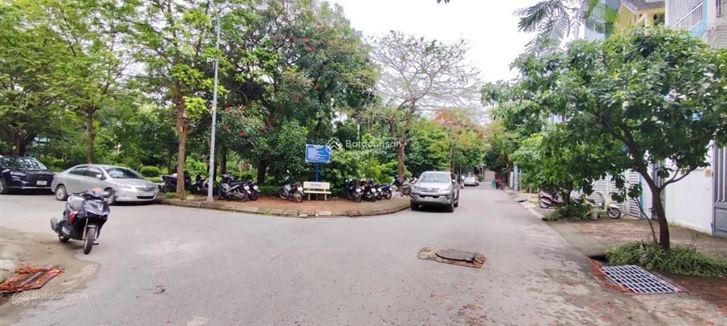 Siêu phẩm lô góc liền kề vân canh diện tích 175m2 mặt tiền 9m tiện ích đầy đủ 0912 865 ***